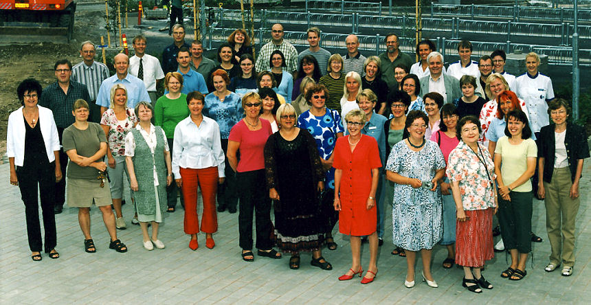 Opettajat ja henkilökunta 2003-2004