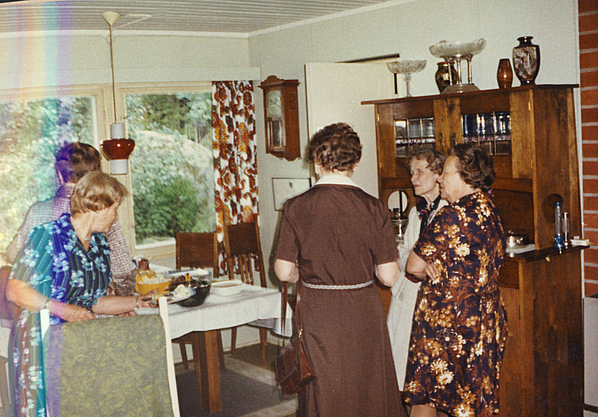 opettajat kokoontuivat kodeissa 1977