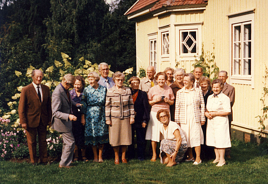 opettajat kokoontuivat kodeissa 1976