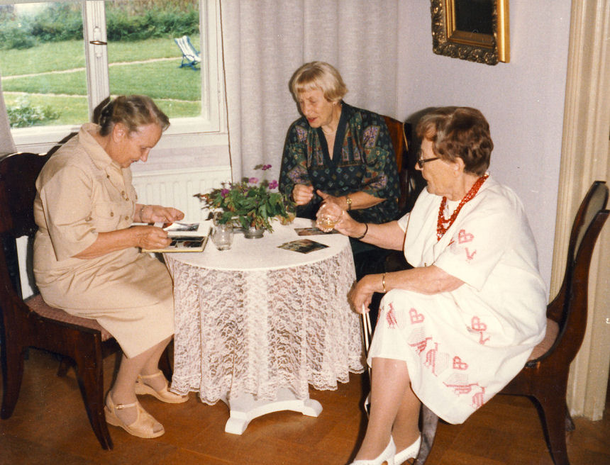 opettajat kokoontuivat kodeissa 1979