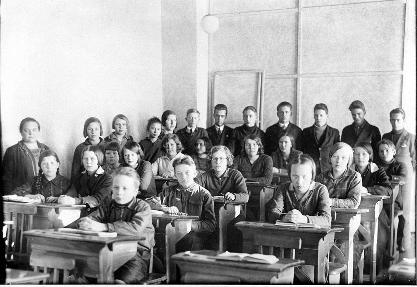 J�rvenp��n Yhteiskoulun 4 luokka 1931