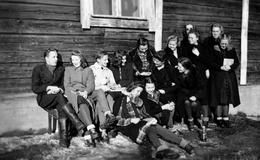 8 luokka 1942-43