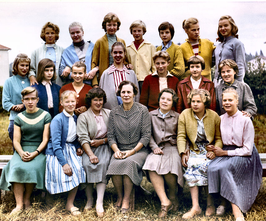 4 C:n tyt�t 1958-1959