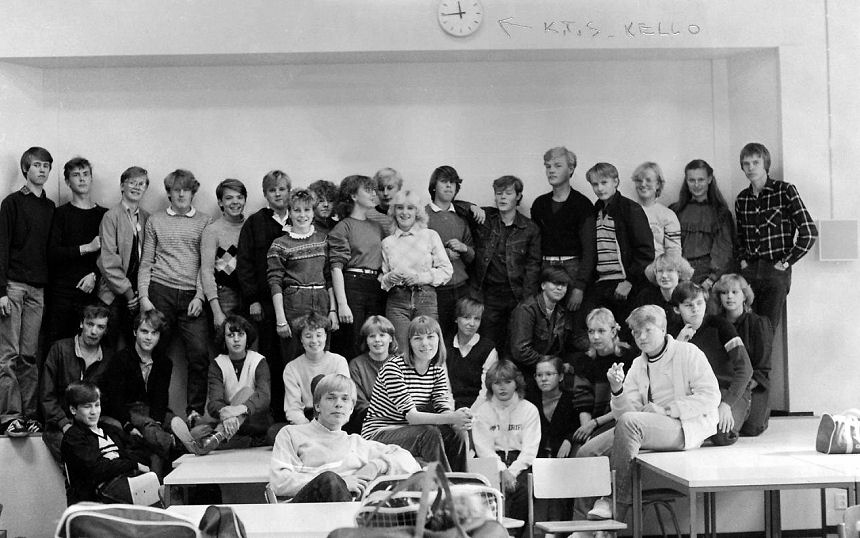 Lukion 1 A 1982-1983 luokkakuva