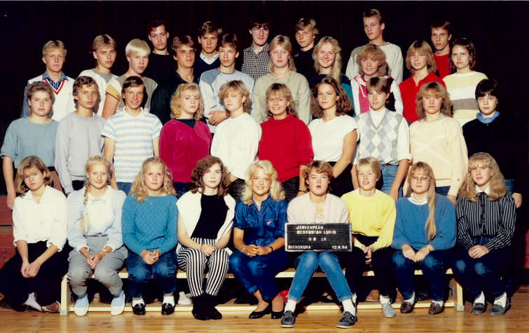Lukion 2B 1984-1985 luokkakuva
