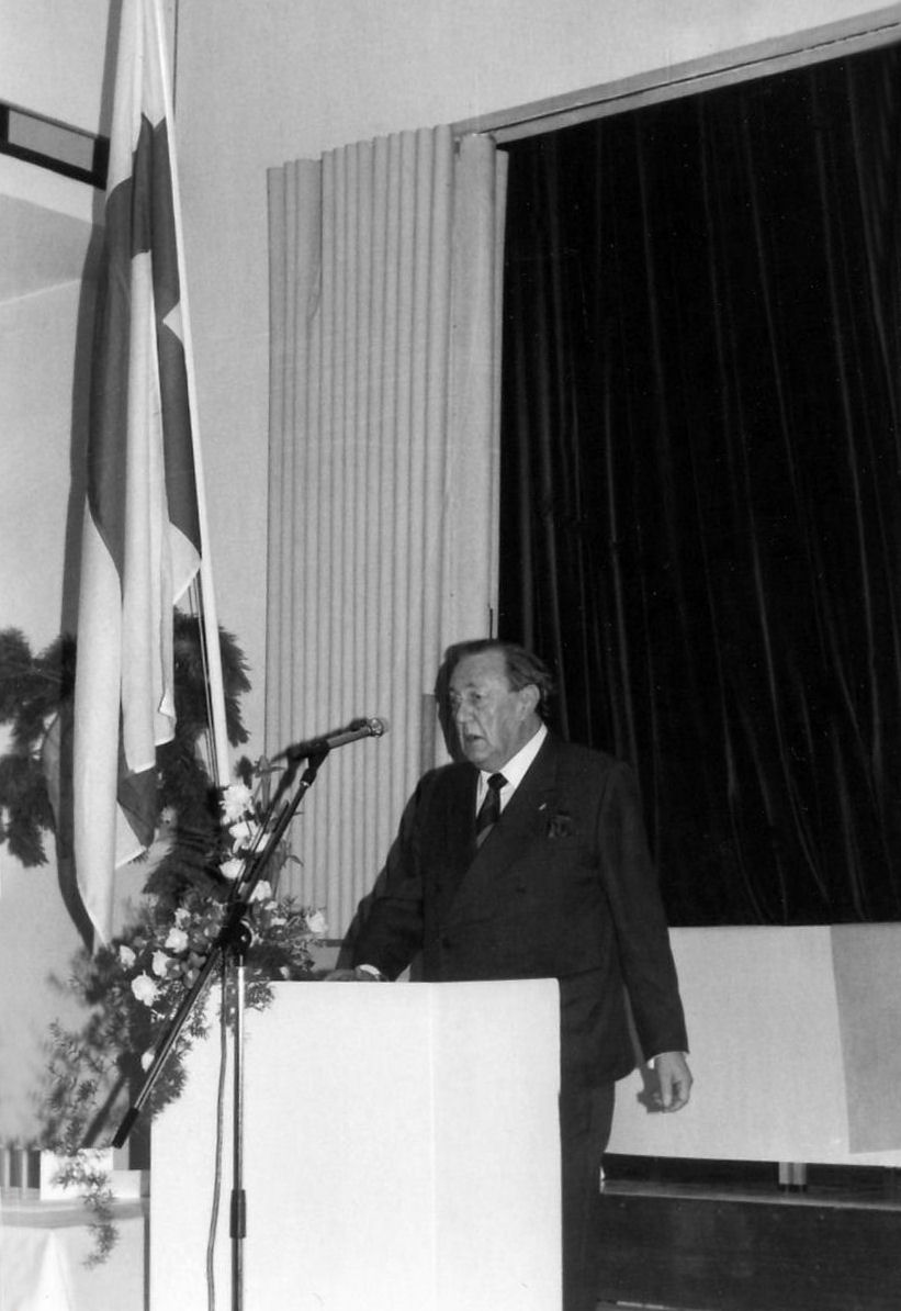 Juhlapuheen piti akateemikko Joonas Kokkonen