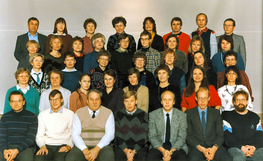 J�rvenp��n Yhteiskoulun opettajat 1985-86