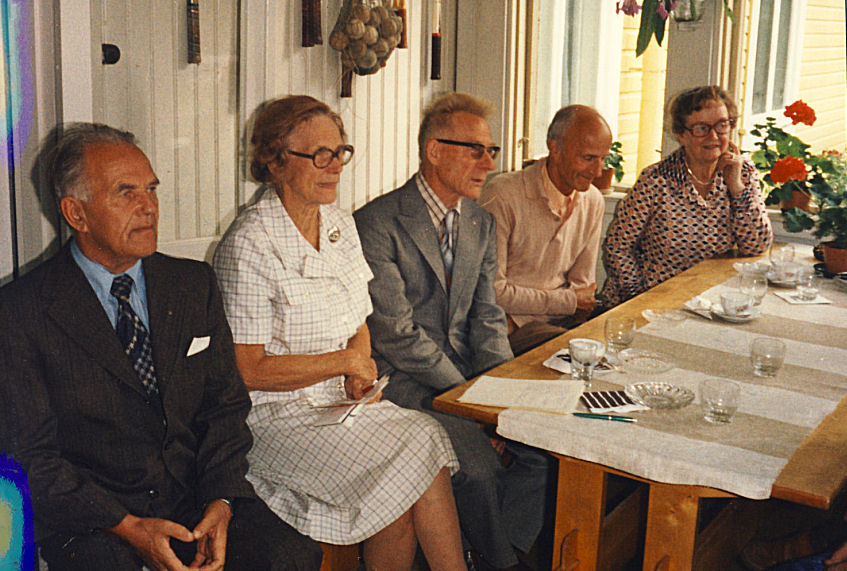 opettajat kokoontuivat kodeissa 1976