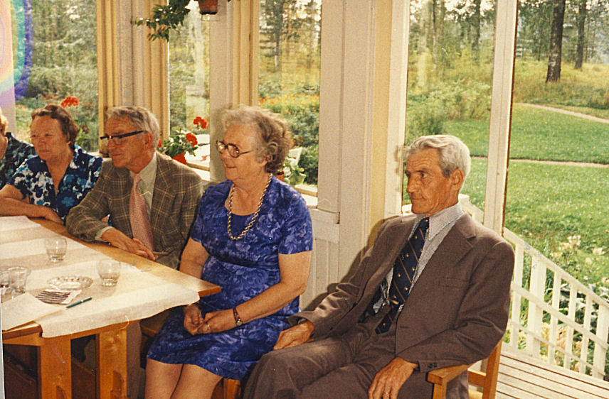 opettajat kokoontuivat kodeissa 1976