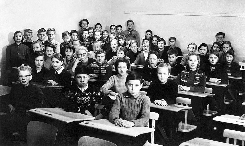 2 B luokkakuva 1955-1956