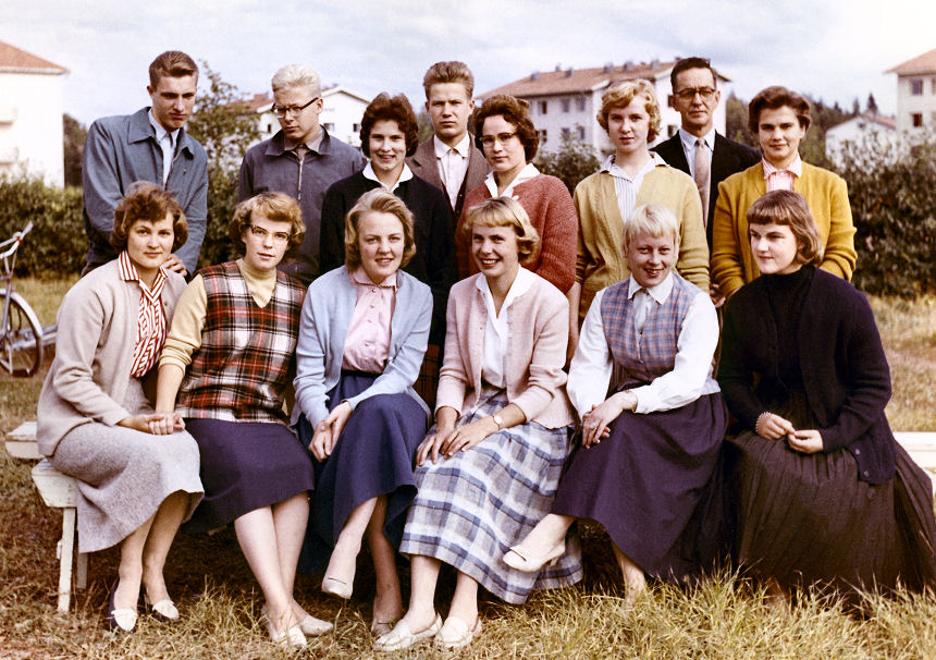 8 B 1958-1959
