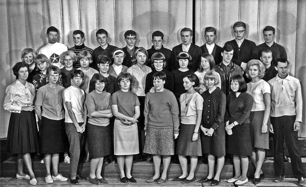 Järvenpään Yhteiskoulun 6 B luokka 1963-1964