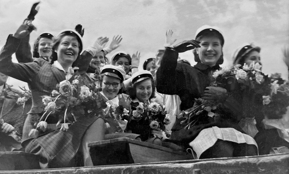 1944/ylioppilaiden kiitos luokanvalvojalle