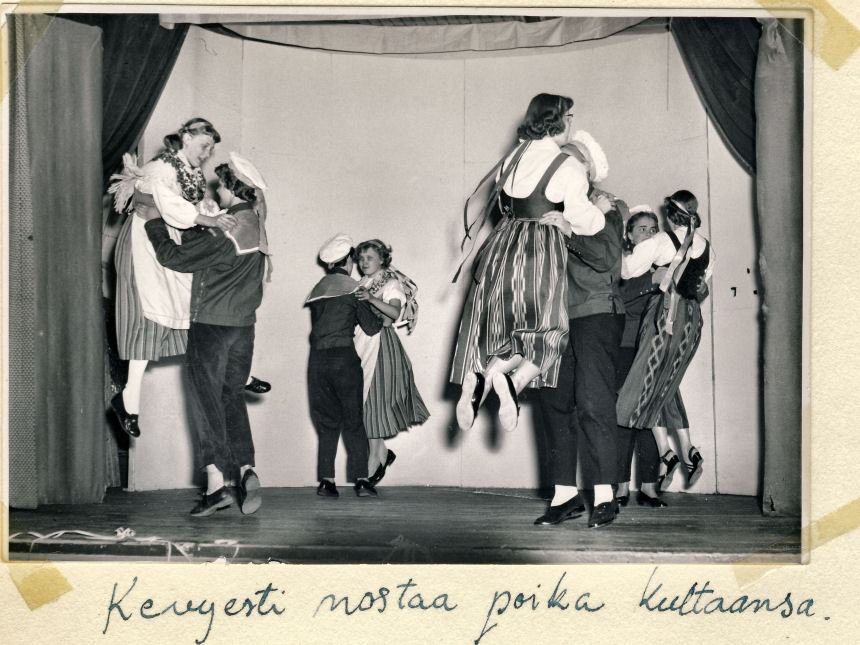 Sormusjuhla 5 B 1955 kev��ll�