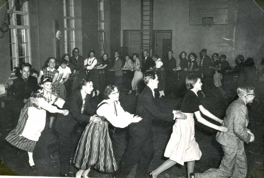 Sormusjuhla 5 B 1955 kev��ll�